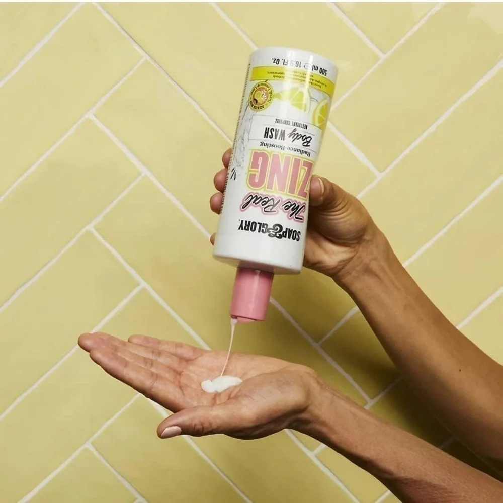 Soap & Glory The Real Zing Radiance Boosting Body Wash  Citrus Scented